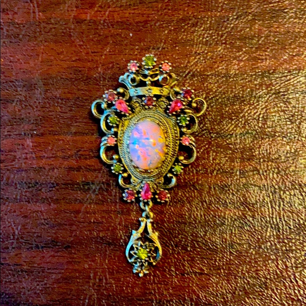 Sarah Coventry Contessa brooch